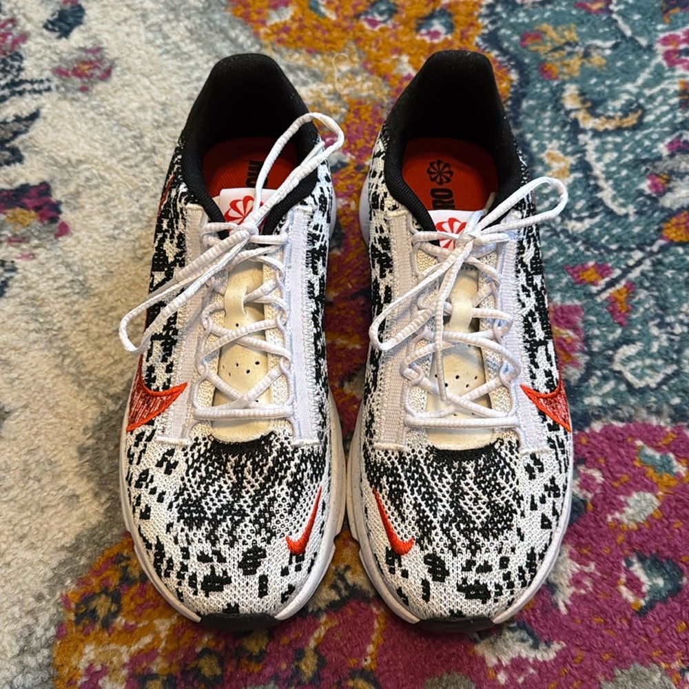 *NWOT* Nike SuperRep Go 3 Flyknit Next Nature Women’s Sneakers. Size 8.